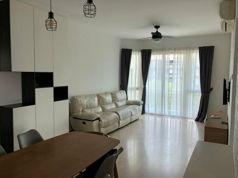 Edelweiss Park Condo Condominium For Sale at S$ 1,600,000 | PropertyGuru Singapore - Living Room