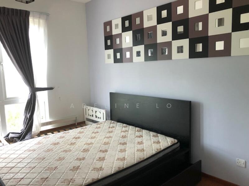 Edelweiss Park Condo Condominium For Sale at S$ 1,600,000 | PropertyGuru Singapore - Bedroom