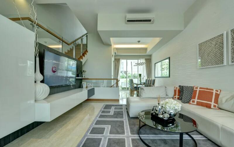 🔥$996psf 4+1bed Cluster Landed 🔥3046sqft🔥Landed enclave, Seletar / Yio Chu Kang, 5 Bedrooms, 3,046 sqft, Cluster House For Sale, by Linda Sim, 500050360 - Living Room - PropertyGuru.com.sg