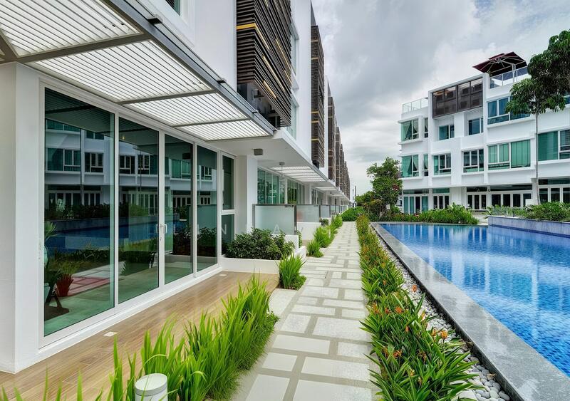 🔥$996psf 4+1bed Cluster Landed 🔥3046sqft🔥Landed enclave, Seletar / Yio Chu Kang, 5 Bedrooms, 3,046 sqft, Cluster House For Sale, by Linda Sim, 500050360 - Exterior - PropertyGuru.com.sg