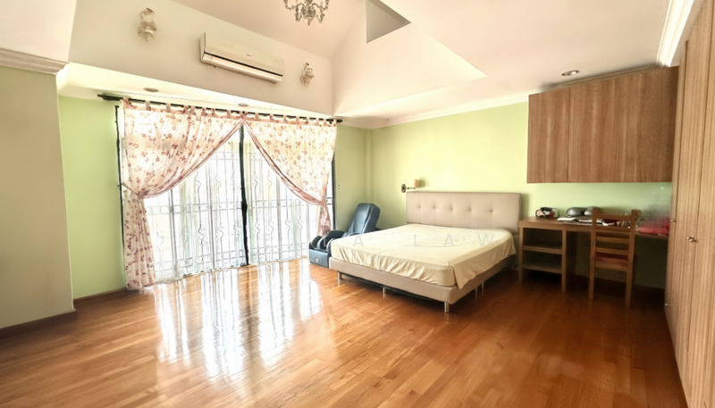 Serangoon Garden Estate, 17A Tavistock Avenue, Hougang / Punggol / Sengkang, 7 Bedrooms, 4,141 sqft, Semi-Detached House For Sale, by Stella Law ็ฝๅฎๅฟ, 500050389 - PropertyGuru.com.sg