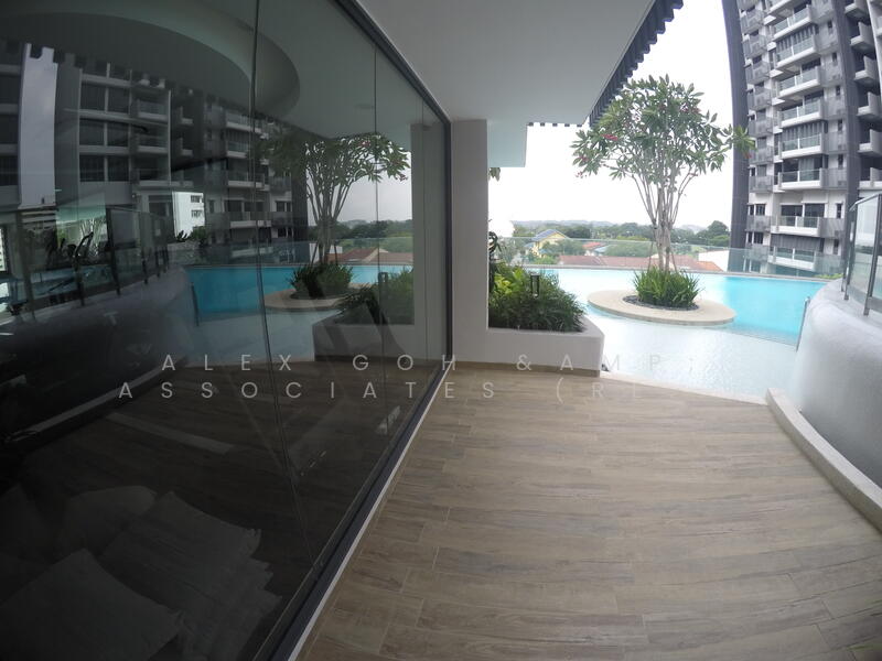 Trilive Condominium For Sale at S$ 1,650,000 | PropertyGuru Singapore - Balcony
