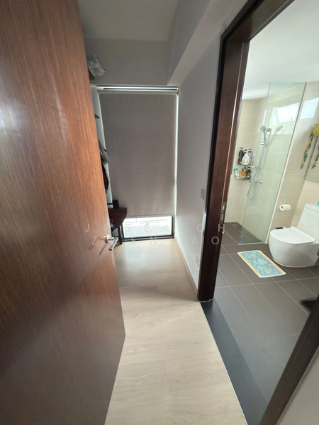 Riverparc Residence Executive Condominium For Sale at S$ 1,649,900 | PropertyGuru Singapore - Bathroom