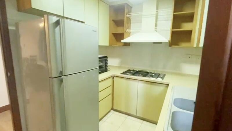 Tanglin View Condominium For Sale at S$ 1,620,000 | PropertyGuru Singapore - Kitchen