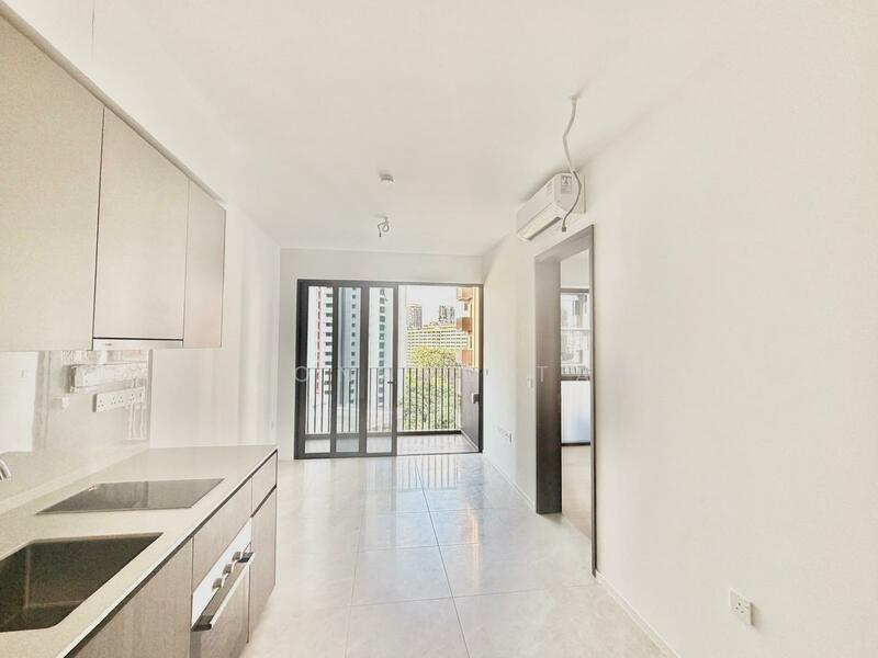 Piccadilly Grand Condominium For Sale at S$ 1,260,000 | PropertyGuru Singapore - Kitchen