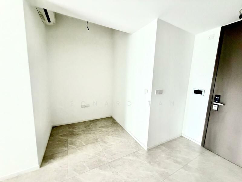 Piccadilly Grand Condominium For Sale at S$ 1,260,000 | PropertyGuru Singapore - Interior