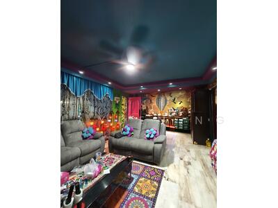 For Sale - 228 Tampines Street 23