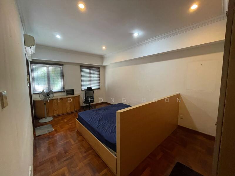 Loyang Villas Terraced House For Sale at S$ 2,350,000 | PropertyGuru Singapore - Bedroom