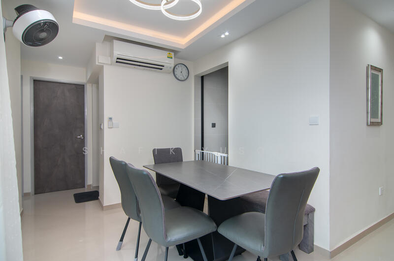 3B Upper Boon Keng Road HDB Flat For Sale at S$ 880,000 | PropertyGuru Singapore - Dining Room