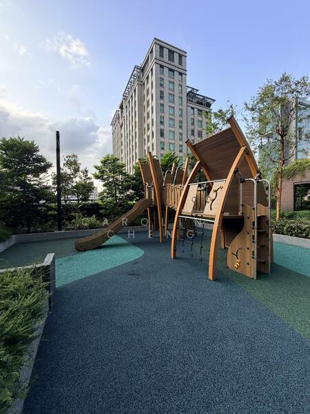 Midtown Modern Condominium For Sale at S$ 2,200,000 | PropertyGuru Singapore