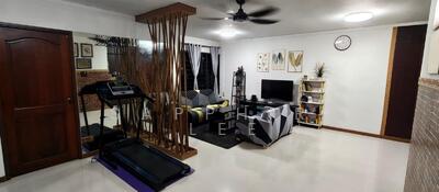 For Sale - ❤️UNDERVALUED❤️Spacious 5Room HDB❤️Sembawang MRT❤️CORNER UNIT❤️