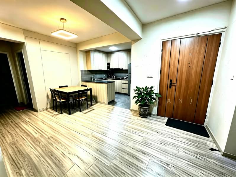 Dining / Semi open concept kitchen