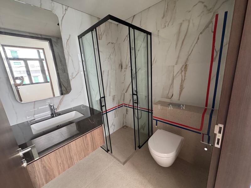 Claydence Apartment For Sale at S$ 3,075,300 | PropertyGuru Singapore - Bathroom