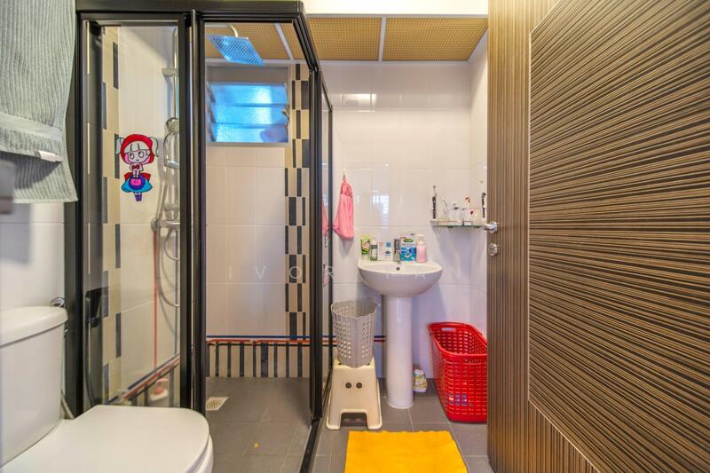10B Bendemeer Road HDB Flat For Sale at S$ 1,240,000 | PropertyGuru Singapore - Bathroom