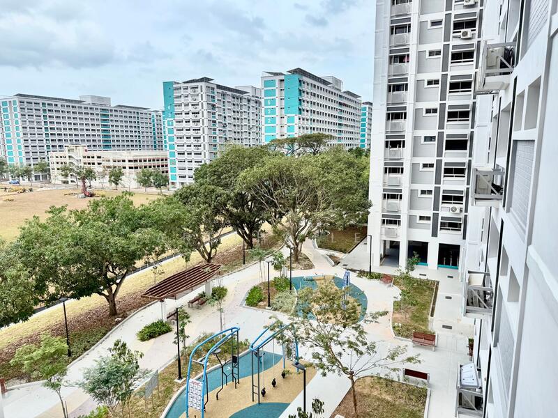 651 Pasir Ris Drive 10 HDB Flat For Sale at S$ 880,000 | PropertyGuru Singapore - Exterior