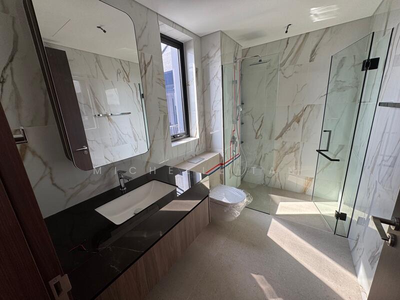 Claydence Apartment For Sale at S$ 5,518,200 | PropertyGuru Singapore - Bathroom