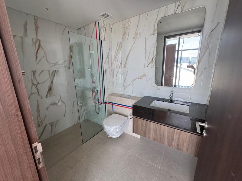 Claydence Apartment For Sale at S$ 5,518,200 | PropertyGuru Singapore - Bathroom