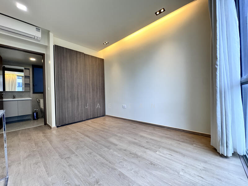 The Visionaire, 174 Canberra Drive, 3 Bedrooms, 980 sqft, Executive Condominium For Rent, by Jae Tan, 500050611 - Master - PropertyGuru.com.sg