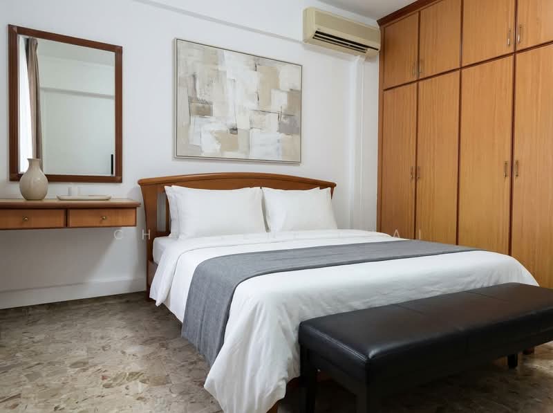 351 Clementi Avenue 2 HDB Flat For Sale at S$ 558,000 | PropertyGuru Singapore - Master Bedroom