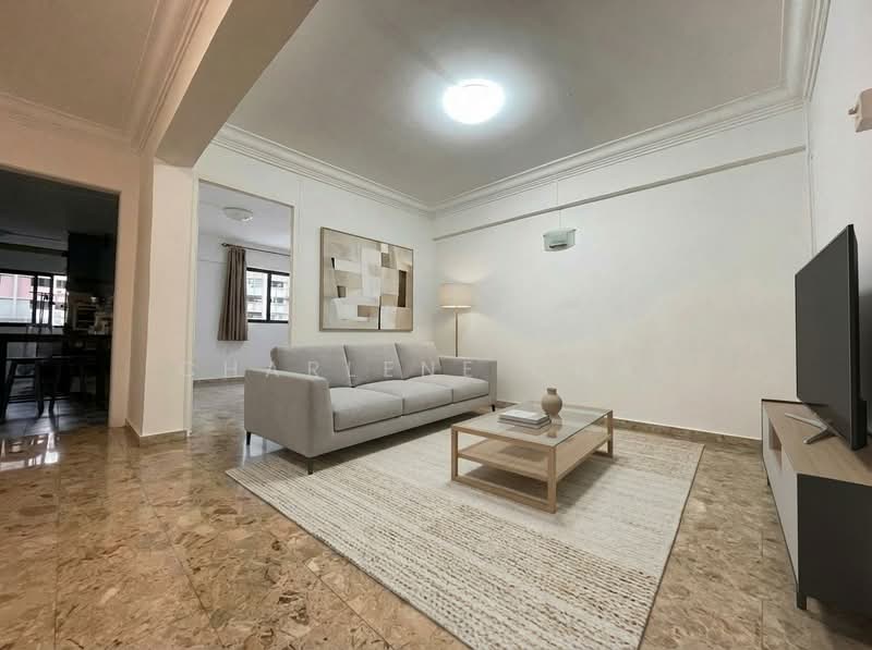 351 Clementi Avenue 2 HDB Flat For Sale at S$ 558,000 | PropertyGuru Singapore - Living Room
