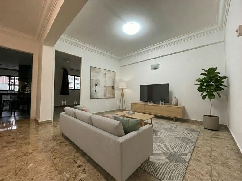 351 Clementi Avenue 2, 351 Clementi Avenue 2, 2 Bedrooms, 883 sqft, HDB Flat For Sale, by Charlene Chai, 500050654 - Living Room - PropertyGuru.com.sg
