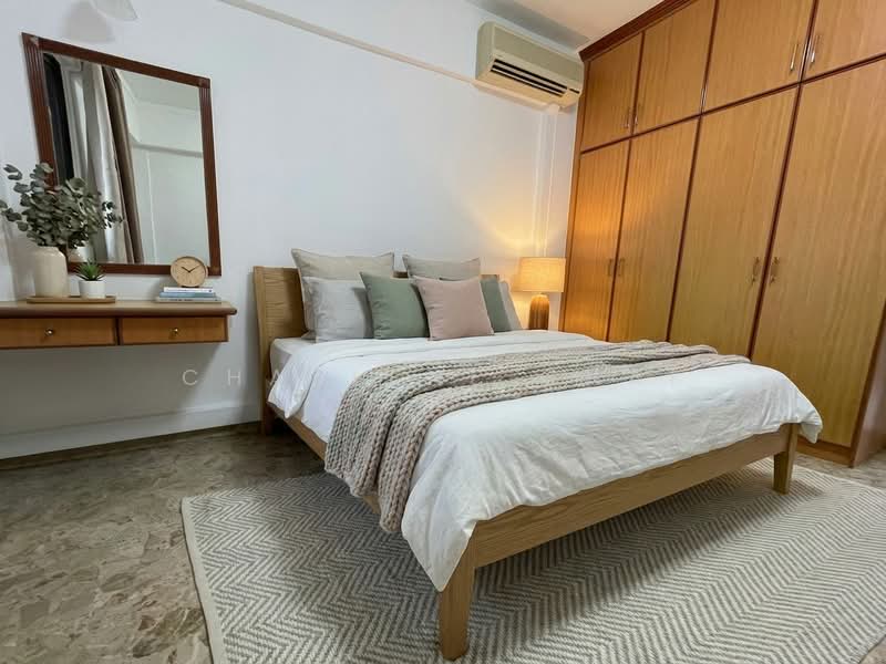351 Clementi Avenue 2, 351 Clementi Avenue 2, 2 Bedrooms, 883 sqft, HDB Flat For Sale, by Charlene Chai, 500050654 - Bedroom - PropertyGuru.com.sg