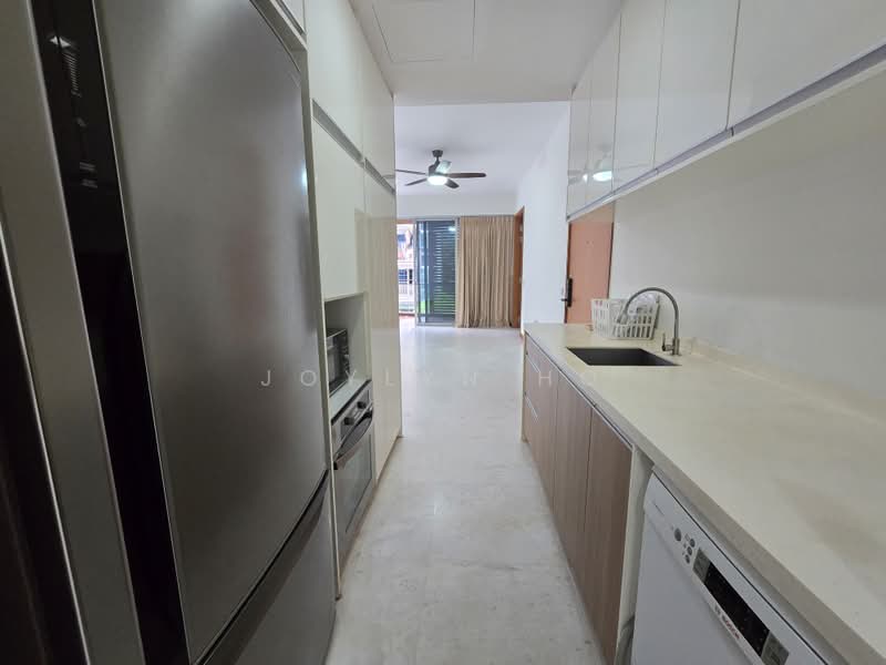 Floridian, 977 Bukit Timah Road, 3 Bedrooms, 1,658 sqft, Condominium For Rent, by Joylyn Ho, 500050662 - Kitchen - PropertyGuru.com.sg