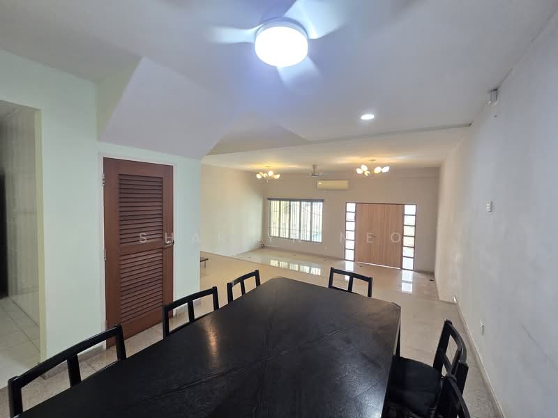 Tembeling Road Terrace House, Tembeling Road, 4 Bedrooms, 2,500 sqft, Terraced House For Rent, by Sharlyn Neo, 500050666 - Dining Room - PropertyGuru.com.sg