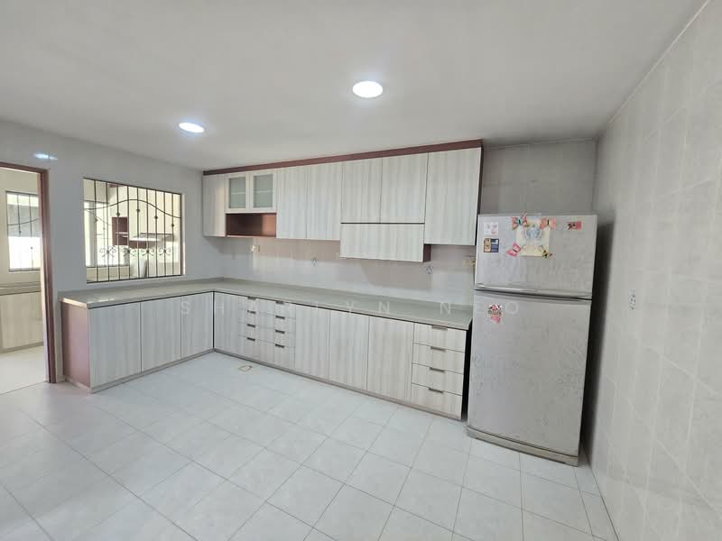 Tembeling Road Terranced House, Tembeling Road, 4 Bedrooms, 2,500 sqft, Terraced House For Rent, by Sharlyn Neo, 500050666 - Kitchen - PropertyGuru.com.sg