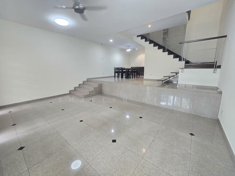 Tembeling Road Terrace House, Tembeling Road, 4 Bedrooms, 2,500 sqft, Terraced House For Rent, by Sharlyn Neo, 500050666 - Living Room - PropertyGuru.com.sg