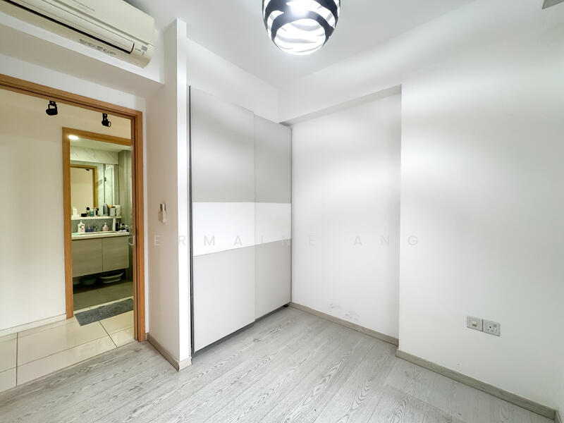 SUPER CHEAP! NO EXTENSION! Walk to MRT LOT 1! 3 BED! Condominium For Sale at S$ 1,310,000 | PropertyGuru Singapore