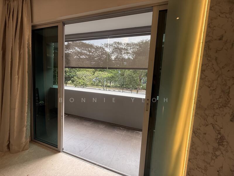 Eight Riversuites, 2 Whampoa East, 3 Bedrooms, 3,003 sqft, Cluster House For Rent, by Bonnie Yeoh, 500050679 - Balcony - PropertyGuru.com.sg