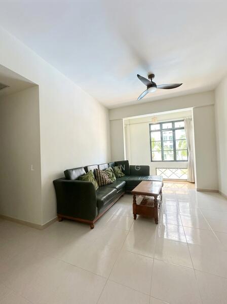 Hillview Heights, 27 Hillview Avenue, 3 Bedrooms, 990 sqft, Condominium For Rent, by Lee Liang Fei, 500050693 - Living Room - PropertyGuru.com.sg