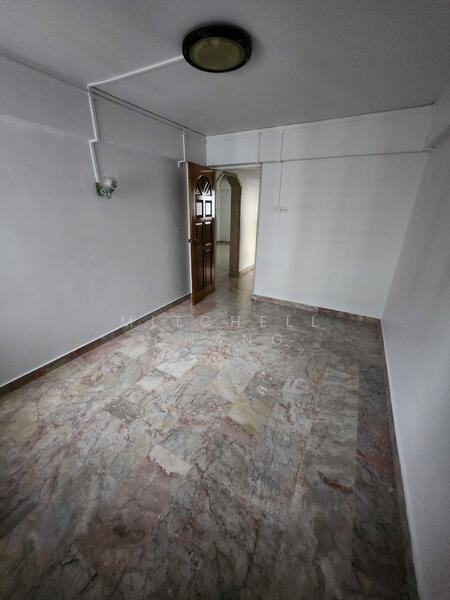 302 Clementi Avenue 4 HDB Flat For Sale at S$ 599,000 | PropertyGuru Singapore - Interior