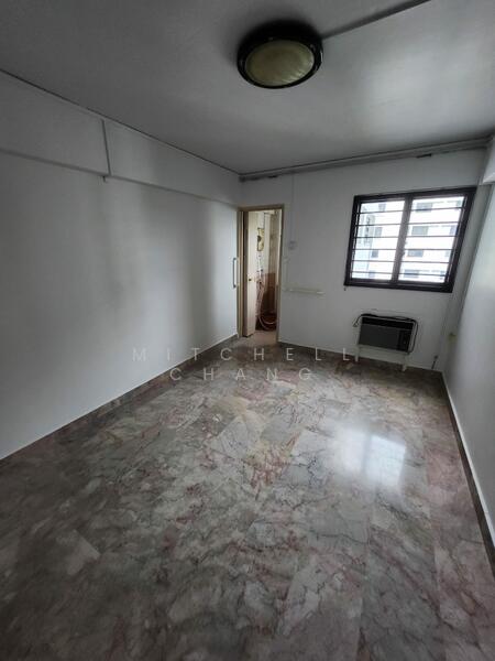 302 Clementi Avenue 4 HDB Flat For Sale at S$ 599,000 | PropertyGuru Singapore - Interior