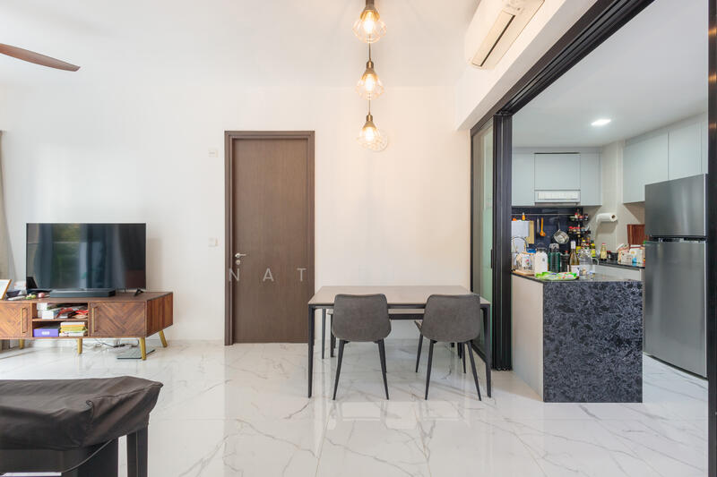 The Lilium Condominium For Sale at S$ 1,930,000 | PropertyGuru Singapore - Living Room