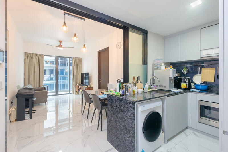 The Lilium Condominium For Sale at S$ 1,930,000 | PropertyGuru Singapore - Living Room