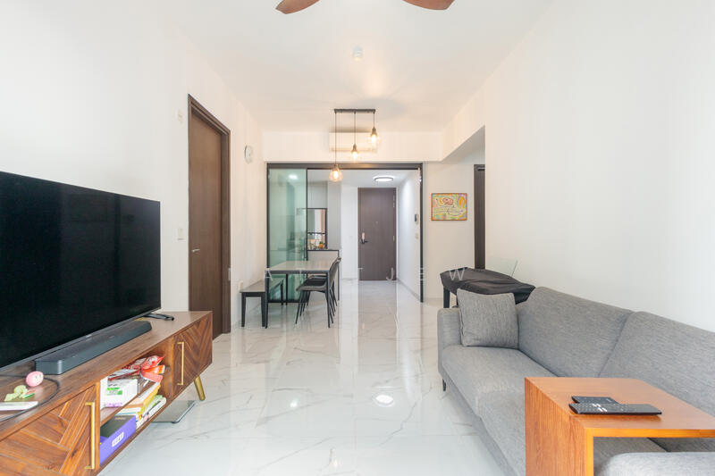 The Lilium Condominium For Sale at S$ 1,930,000 | PropertyGuru Singapore - Living Room