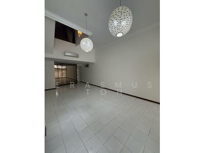 For Rent - Tai Hwan Park