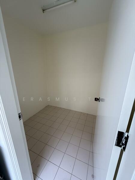 Tai Hwan Park, Tai Hwan Drive, 3 Bedrooms, 2,500 sqft, Terraced House For Rent, by Erasmus Toh, 500050720 - Interior - PropertyGuru.com.sg