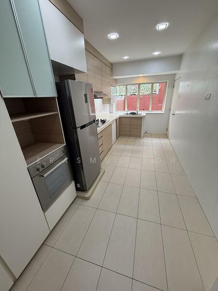 Tai Hwan Park, Tai Hwan Drive, 3 Bedrooms, 2,500 sqft, Terraced House For Rent, by Erasmus Toh, 500050720 - Kitchen - PropertyGuru.com.sg