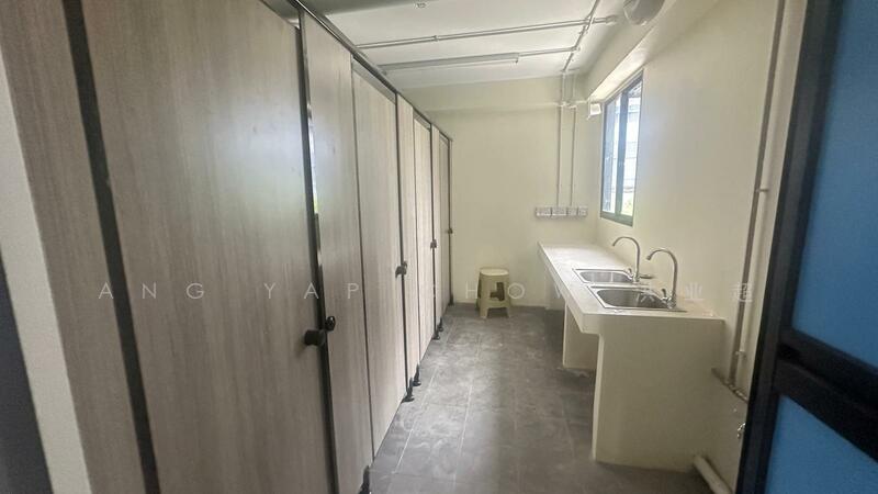 Jalan Besut, Jalan Besut, 1,001 sqft, Dormitory For Rent, by Ang Yap Chow 洪业超, 500050723 - Bathroom - CommercialGuru.com.sg