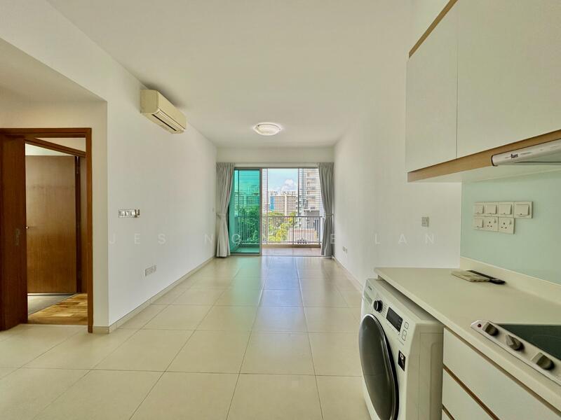 The Interweave Condominium For Sale at S$ 1,060,000 | PropertyGuru Singapore - Living Room