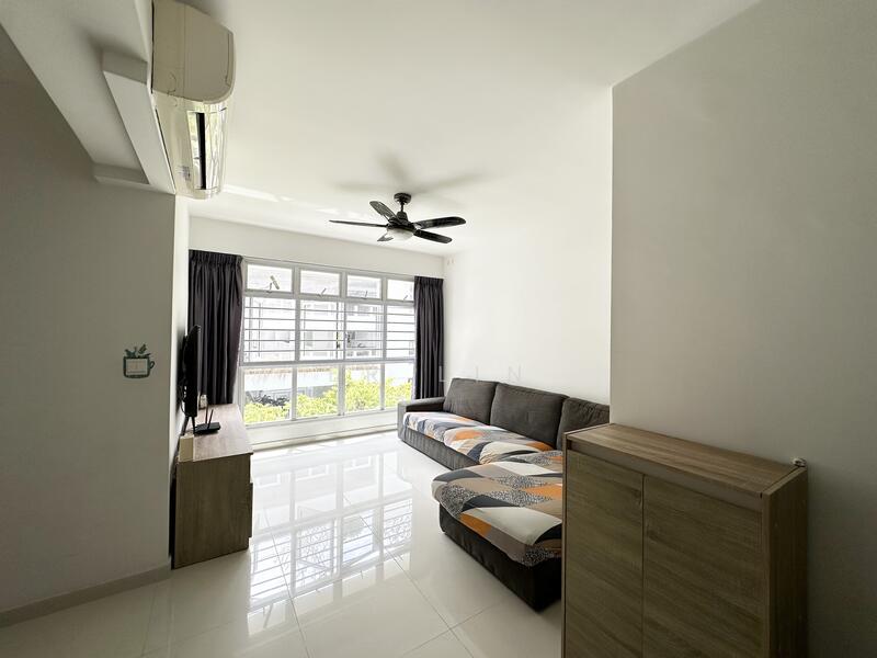 For Rent - 288A Compassvale Crescent