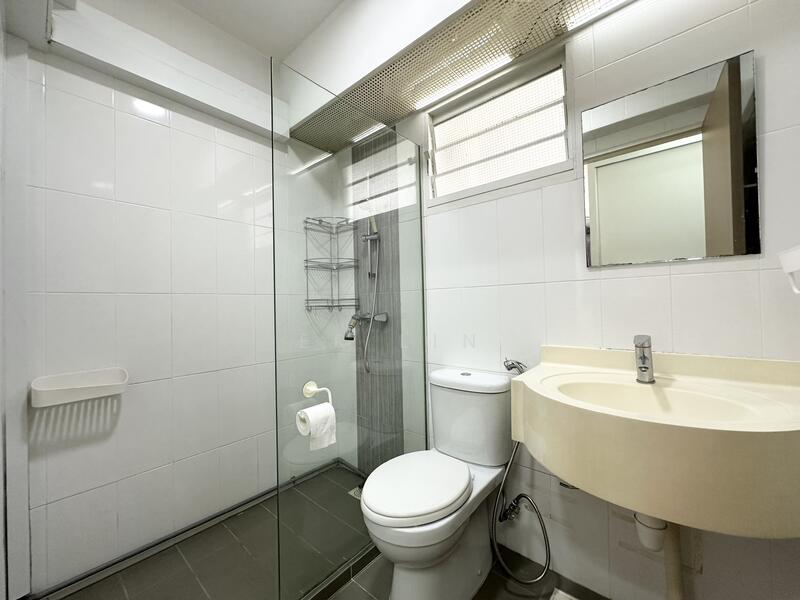 For Rent - 288A Compassvale Crescent