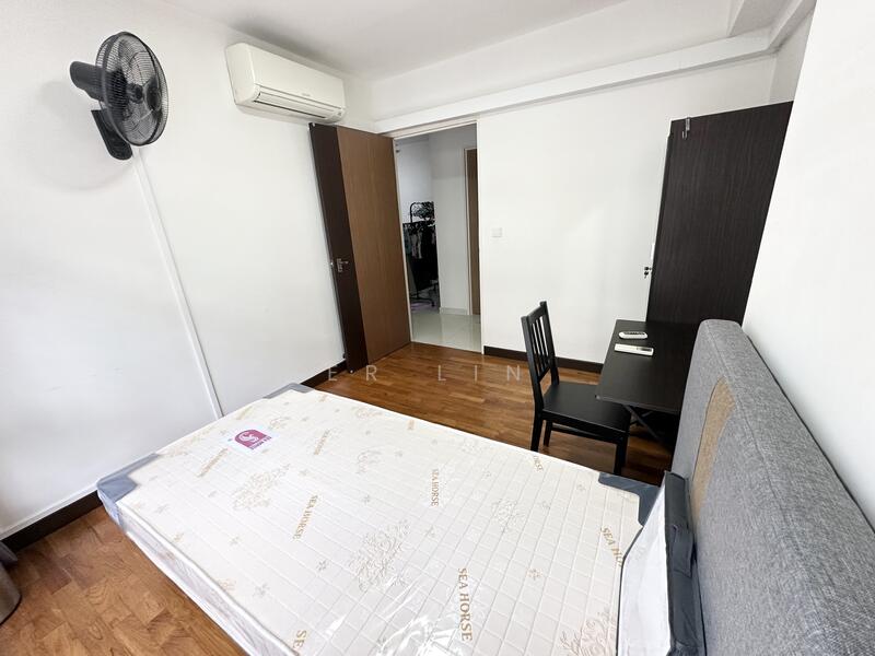 For Rent - 288A Compassvale Crescent