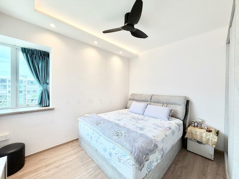 Edelweiss Park Condo Condominium For Sale at S$ 1,158,888 | PropertyGuru Singapore - Bedroom