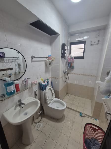 For Rent - 157A Rivervale Crescent