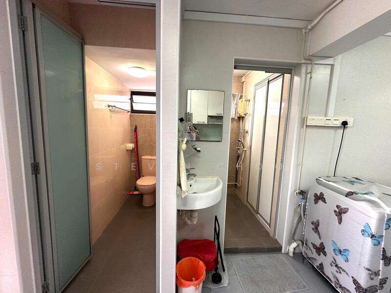 8 Empress Road, 8 Empress Road, 2 Bedrooms, 700 sqft, HDB Flat For Rent, by Steven Choo, 500050834 - Bathroom - PropertyGuru.com.sg