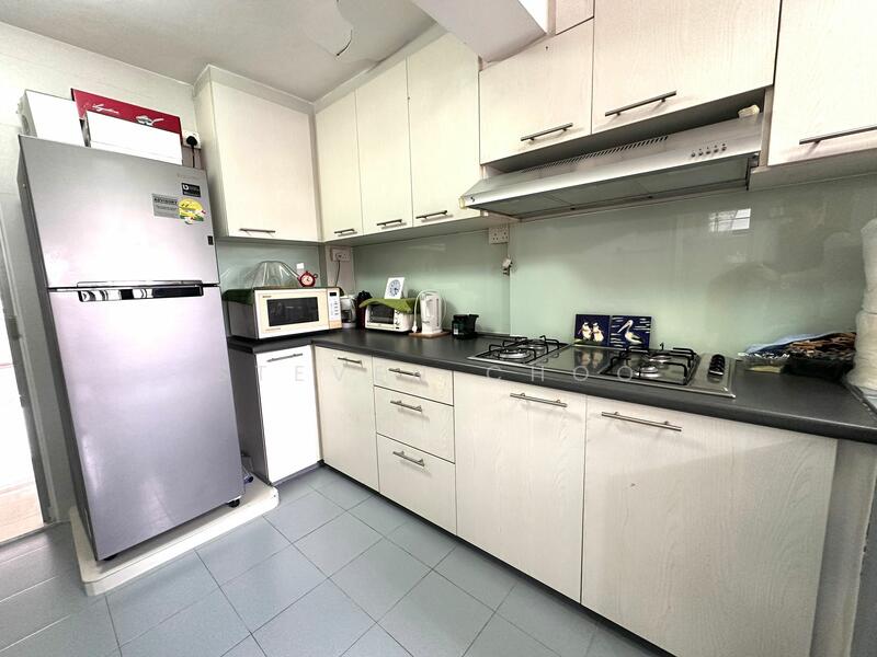8 Empress Road, 8 Empress Road, 2 Bedrooms, 700 sqft, HDB Flat For Rent, by Steven Choo, 500050834 - Kitchen - PropertyGuru.com.sg